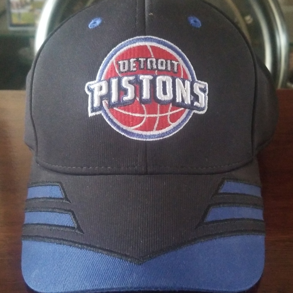 NBA DETROIT PISTONS HAT OS
